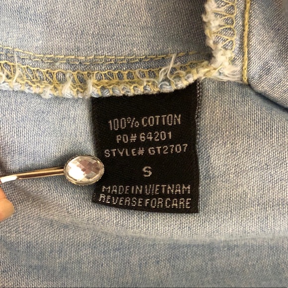 Timing Button Up Denim Collared Top Rollup Sleeves - Picture 7 of 8